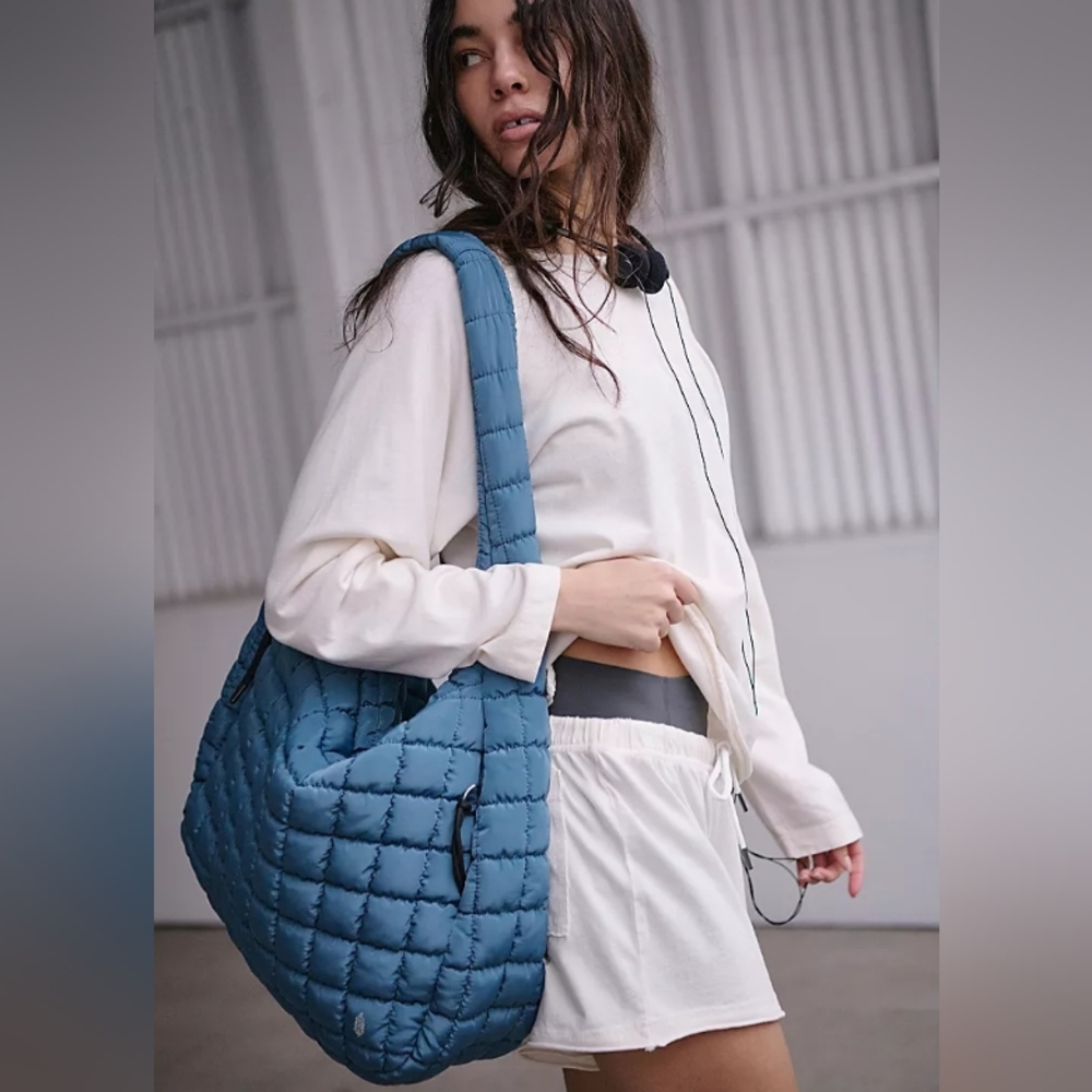 NWT Free People FP Movement Quilted Carryall Tote Bag Skyline Blue Shoulder Gray - Picture 2 of 13